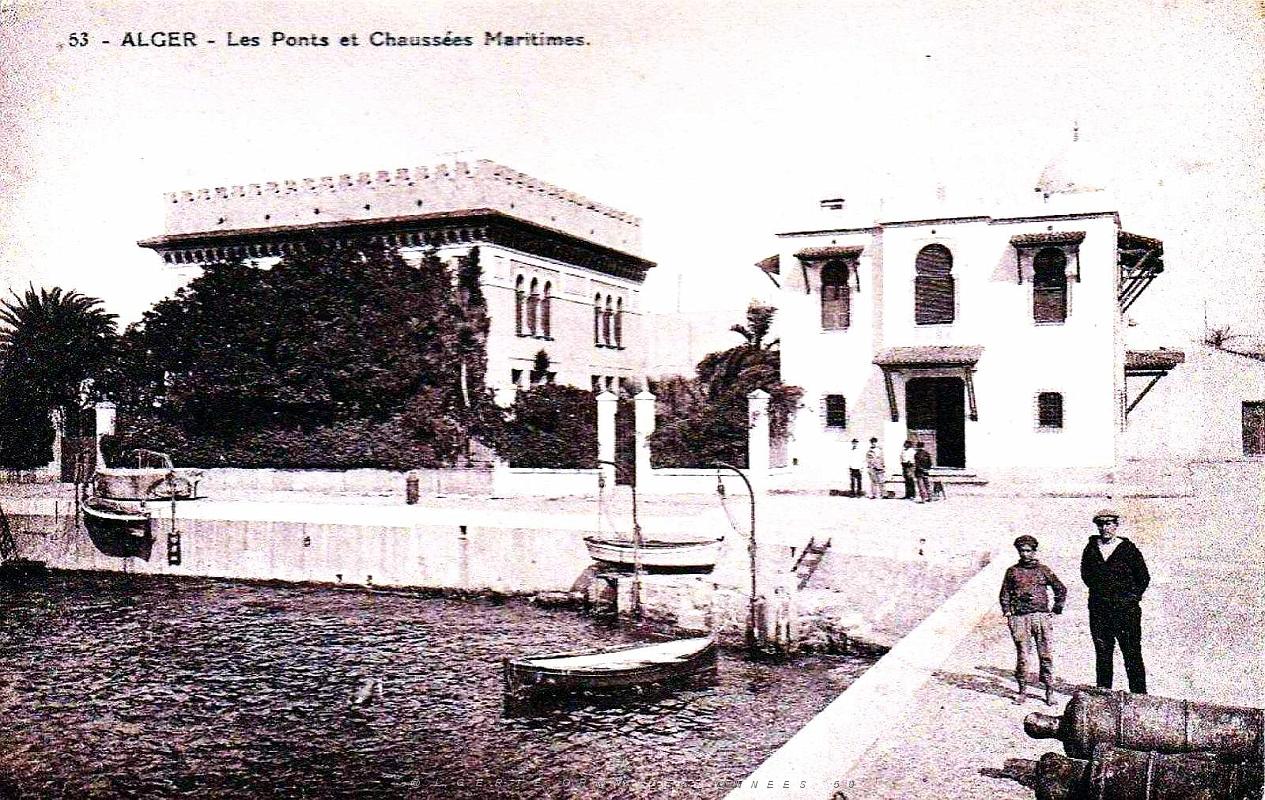 Alger - Ponts et Chaussees Maritimes.jpg
